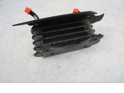 Baksidan på Oljekyl från en BMW R 850 R -2004 motorcykel.