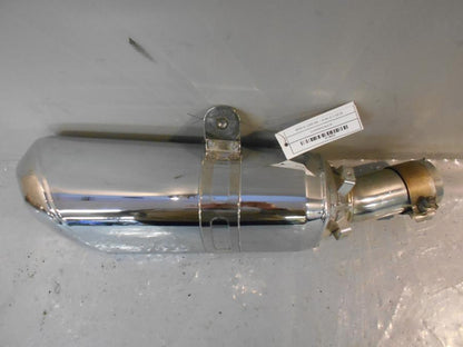 Baksidan på Ljuddämpare från en BMW R 1200 RS -2016 motorcykel.