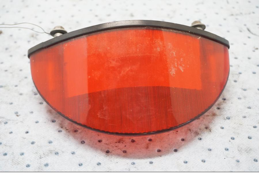 Baksidan på Baklampa från en BMW F 650 GS -2001 motorcykel.