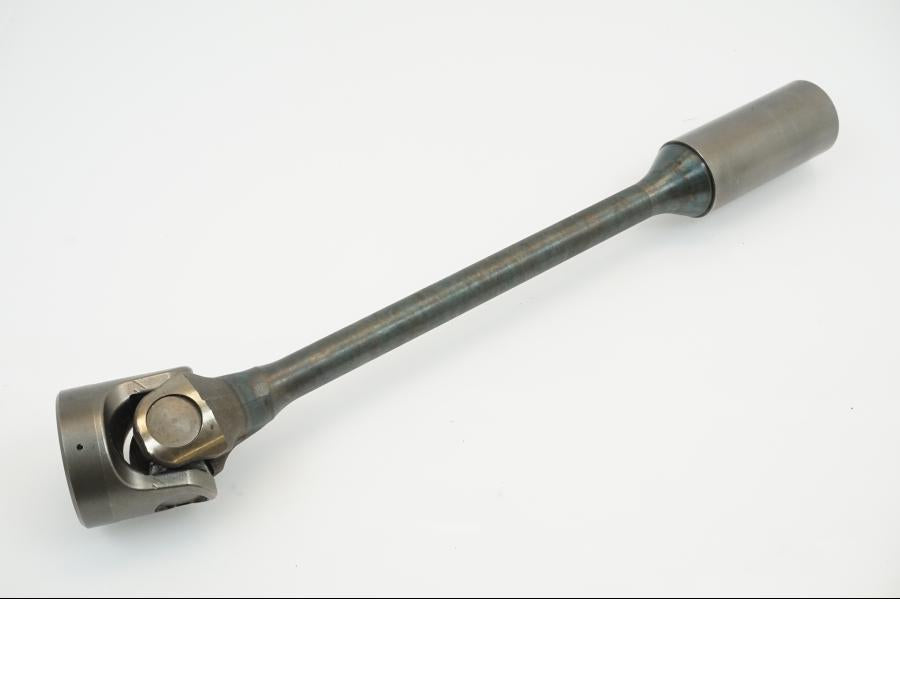 Framsidan på Kardanaxel från en Kawasaki VN 1500 Mean Streak -2003 motorcykel.