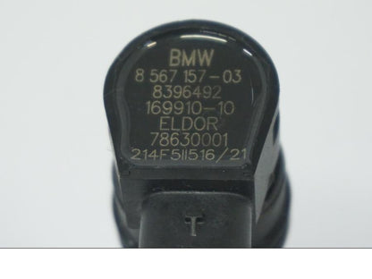 Snett uppifrån på Tändspole från en BMW R 1250 GS -2022 motorcykel.