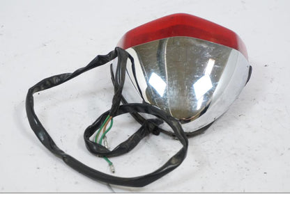 Höger sida på Baklampa från en Honda VT 600 C -1995 motorcykel.