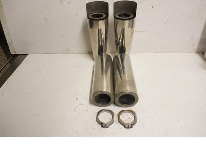 Framsidan på Gaffeldekorrör från en Suzuki VL 800 -2004 motorcykel.