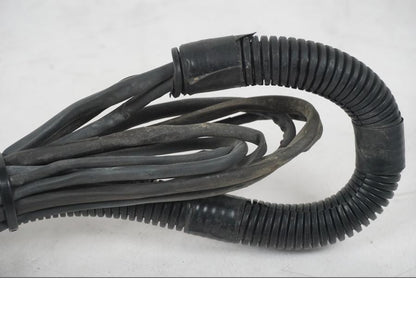 Vänster sida på Kablage från en H-D Softail FXCW Rocker -2008 motorcykel.