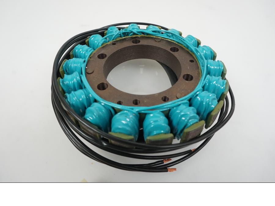 Baksidan på Generator från en Yamaha XV 750 -1983 motorcykel.