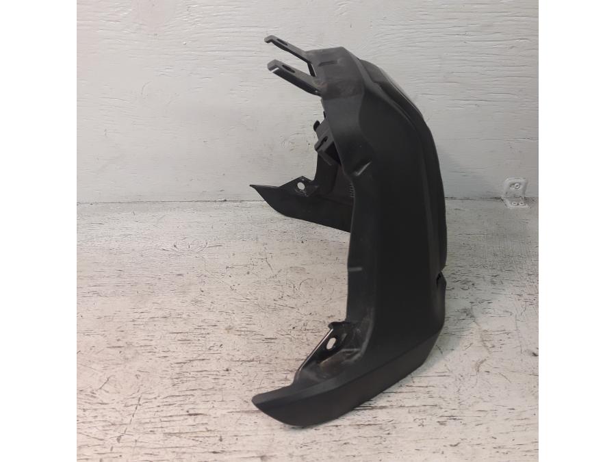 Höger sida på Plast från en Honda ADV 750 -2017 motorcykel.