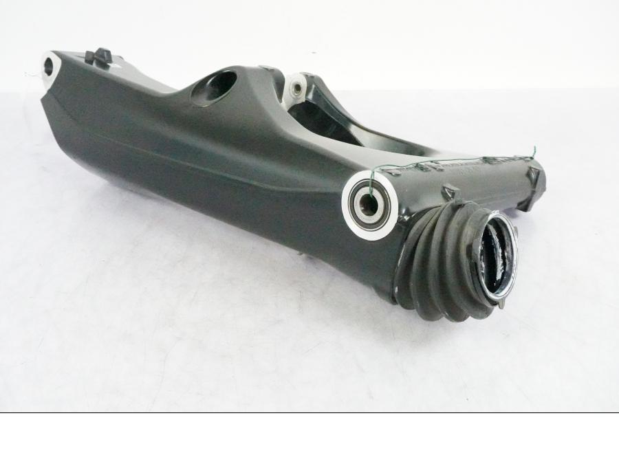 Höger sida på Sving från en BMW R 1250 GSA -2021 motorcykel.