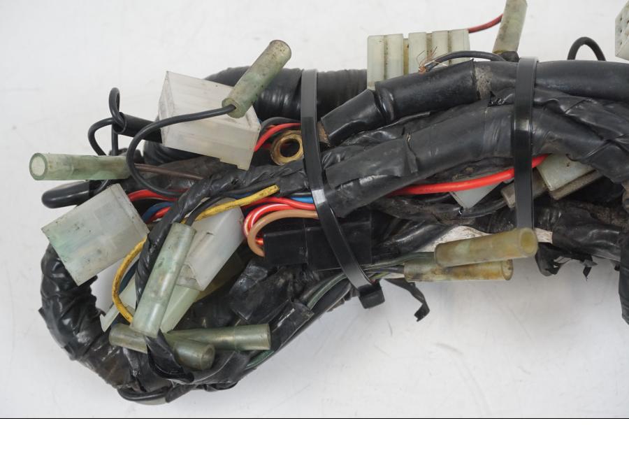 Snett nerifrån på Kabelstam från en Yamaha XV 1100 -1993 motorcykel.