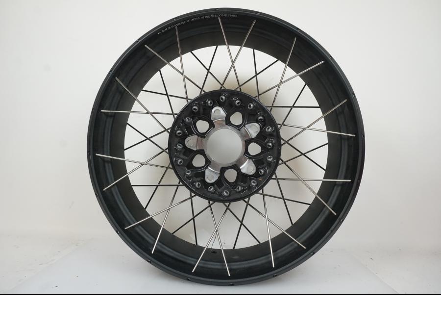 Extrabild3 på Fälg från en BMW R 1250 GS -2018 motorcykel.