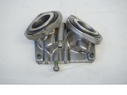 Framsidan på Insug från en Kawasaki VN 900 -2006 motorcykel.