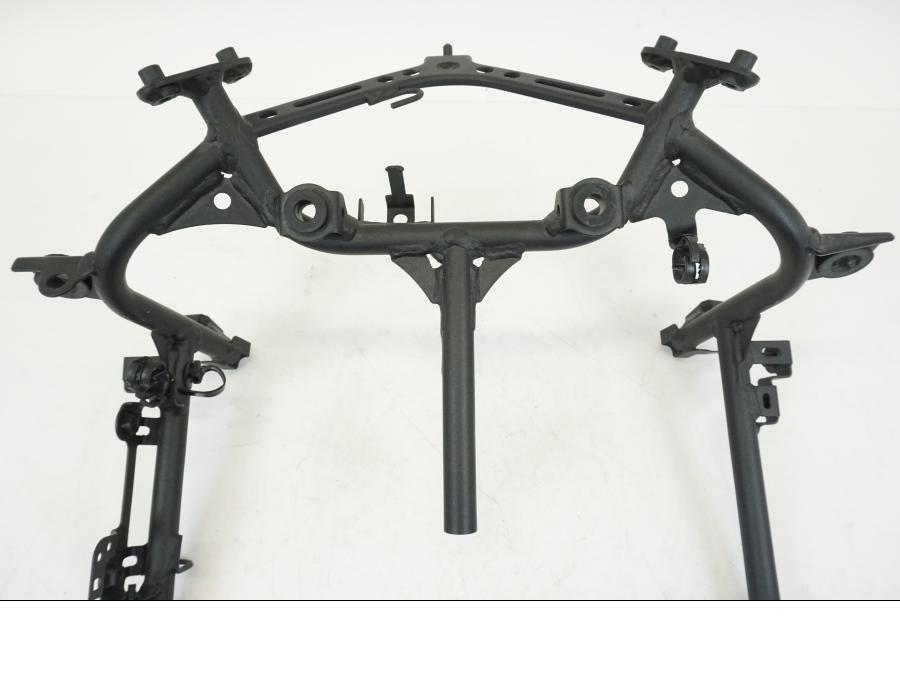 Baksidan på Toppkåpstag från en Kawasaki NINJA 400 -2020 motorcykel.