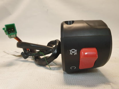 Baksidan på Styrelreglage från en Kawasaki Z 125 -2019 motorcykel.