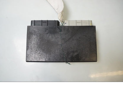 Baksidan på CDI / ECU från en Honda CB 900 F Hornet -2002 motorcykel.