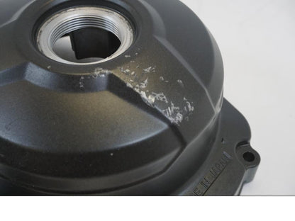 Höger sida på Motorkåpa från en Yamaha MT-09 -2017 motorcykel.