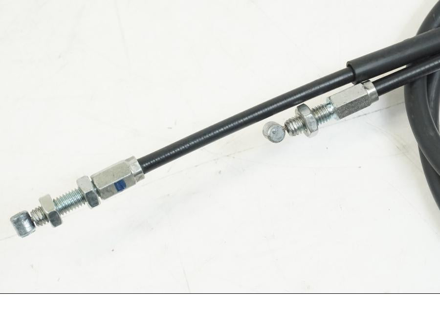 Snett uppifrån på Gasvajer från en Honda CB 650 F Hornet -2017 motorcykel.