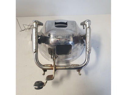 Vänster sida på Strålkastarhus från en Yamaha XV 400 -1983 motorcykel.