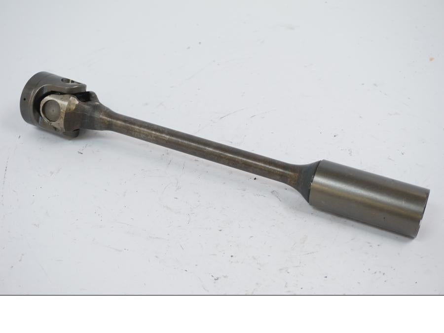 Höger sida på Kardanaxel från en Kawasaki VN 1500 -2002 motorcykel.