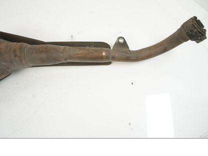 Snett uppifrån på Ljuddämpare från en Honda XL 1000 V -2008 motorcykel.