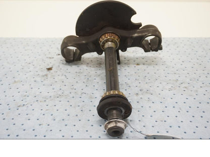 Baksidan på Gaffelkrona från en BMW F 650 ST -1999 motorcykel.