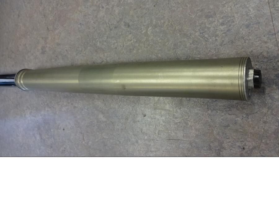 Baksidan på Gaffelben från en KTM 400 EXC -2005 motorcykel.