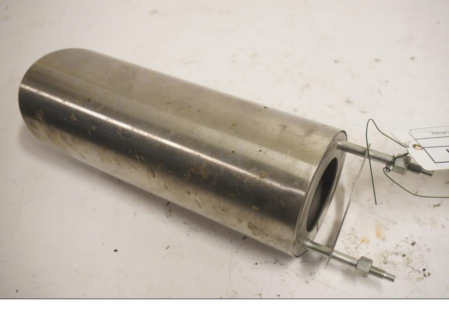 Framsidan på Gaffeldekorrör från en Yamaha XV 1900 -2007 motorcykel.