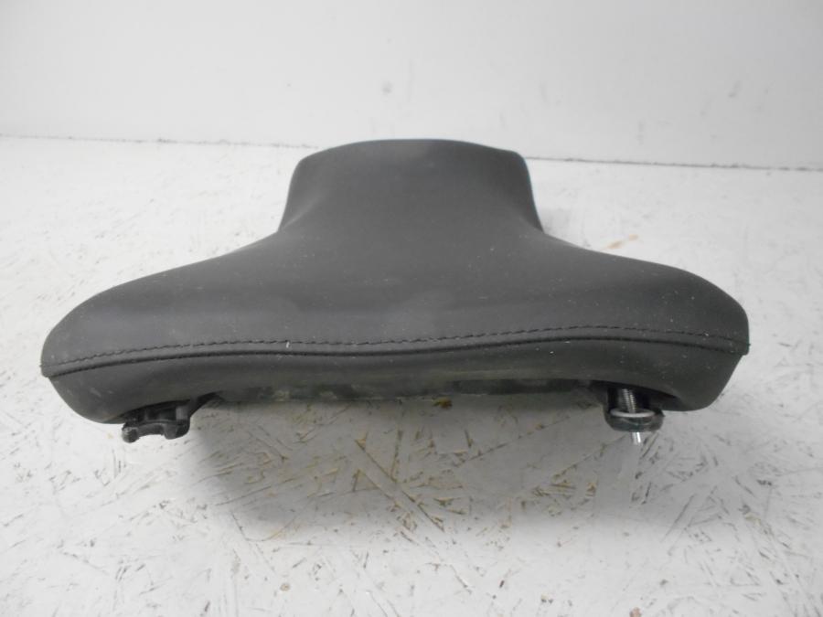 Baksidan på Sadel från en BMW S 1000 RR -2017 motorcykel.