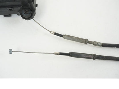 Höger sida på Avgasspjäll från en Suzuki GSX-R 1000 -2003 motorcykel.