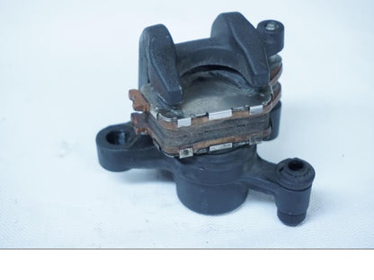 Höger sida på Bromsok från en Suzuki GSX-R 1000 -2011 motorcykel.