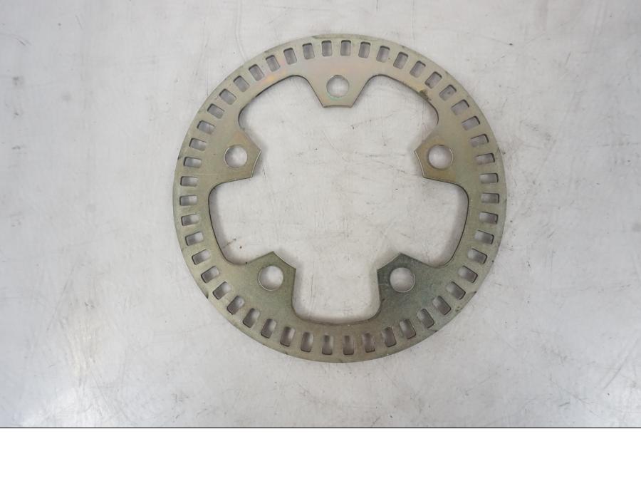 Höger sida på ABS krans från en Kawasaki Z 800 -2014 motorcykel.