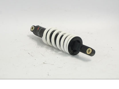 Snett uppifrån på Stötdämpare från en KTM 790 Duke -2018 motorcykel.