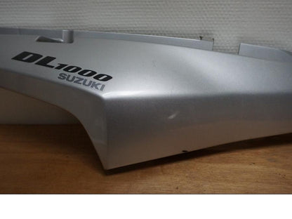 Baksidan på Bakvinge från en Suzuki DL 1000 -2004 motorcykel.