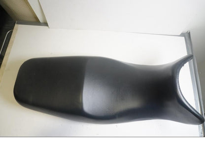 Framsidan på Sadel från en Kawasaki ZZR 1100 -1992 motorcykel.