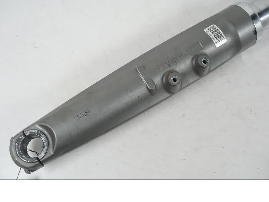 Extrabild4 på Gaffelben från en H-D Softail FXCW Rocker -2008 motorcykel.