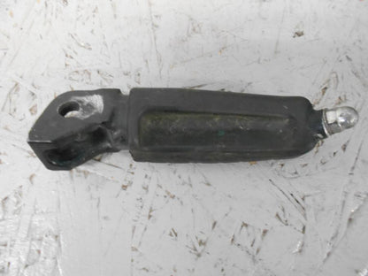 Baksidan på Fotpinne från en KTM 125 Duke -2015 motorcykel.