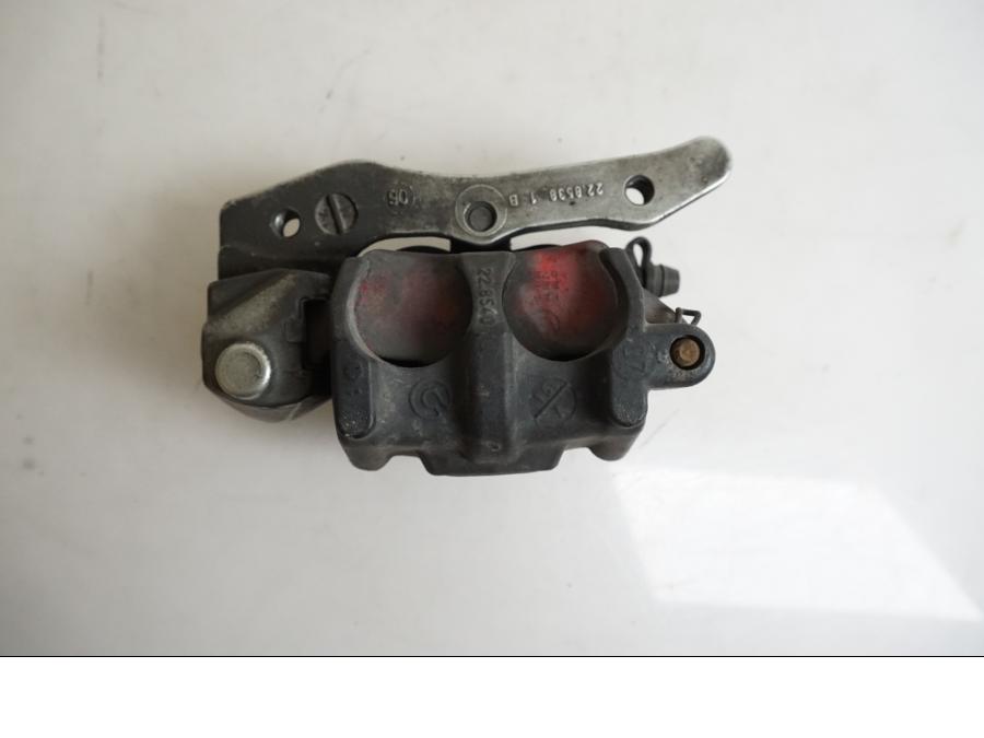 Baksidan på Bromsok från en BMW K 1200 S -2007 motorcykel.