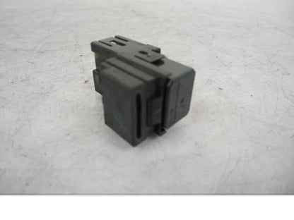 Baksidan på Relä från en Yamaha MT 125 -2017 motorcykel.