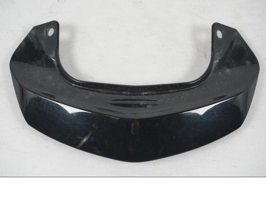 Framsidan på Bakvinge från en Kawasaki ER-6N ABS -2010 motorcykel.