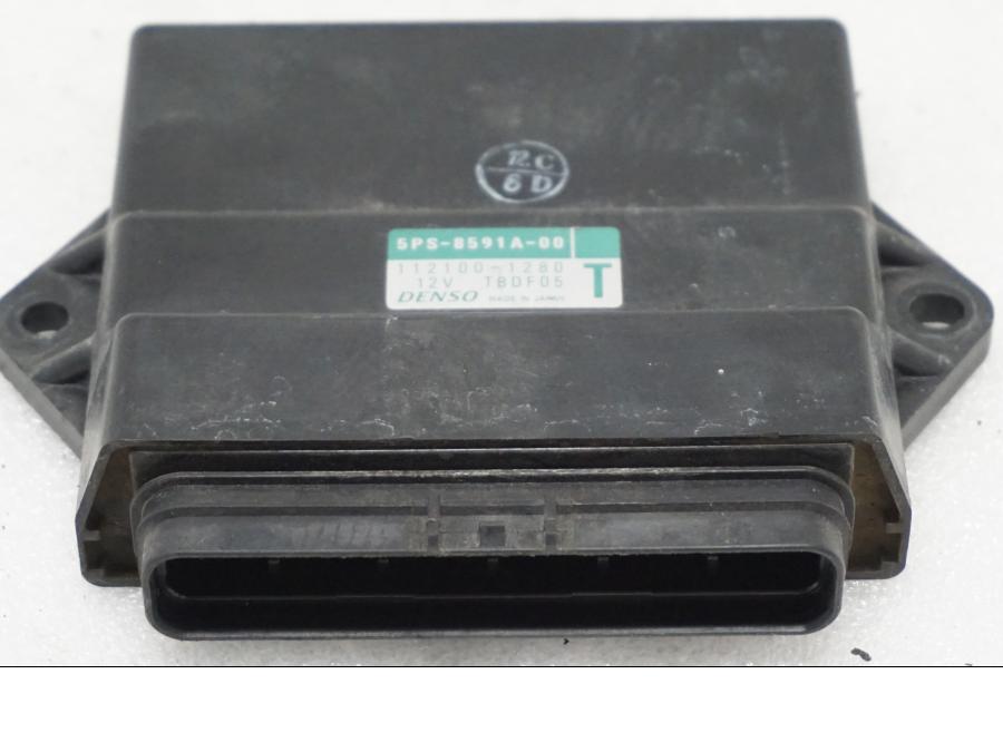 Framsidan på CDI / ECU från en Yamaha TDM 900 -2002 motorcykel.