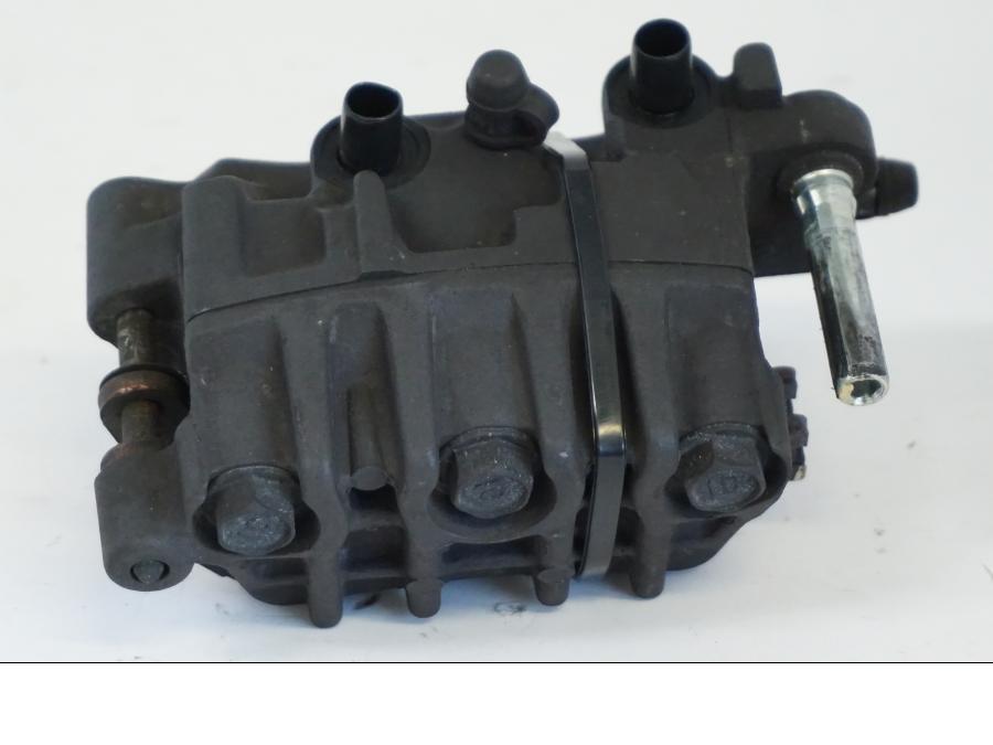 Höger sida på Bromsok från en Honda XL 1000 V -1999 motorcykel.