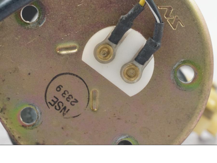 Extrabild2 på Bensintankgivare från en Suzuki GSX 1300 RX -1999 motorcykel.