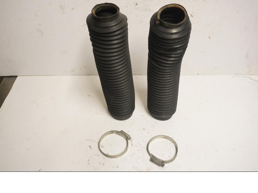 Framsidan på Gaffelbensskydd från en Yamaha XTZ 660 -1995 motorcykel.