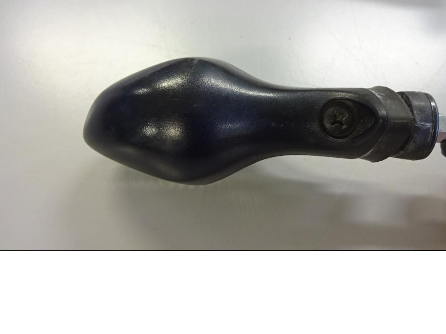 Baksidan på Blinkers från en Honda CB 500 F -2013 motorcykel.