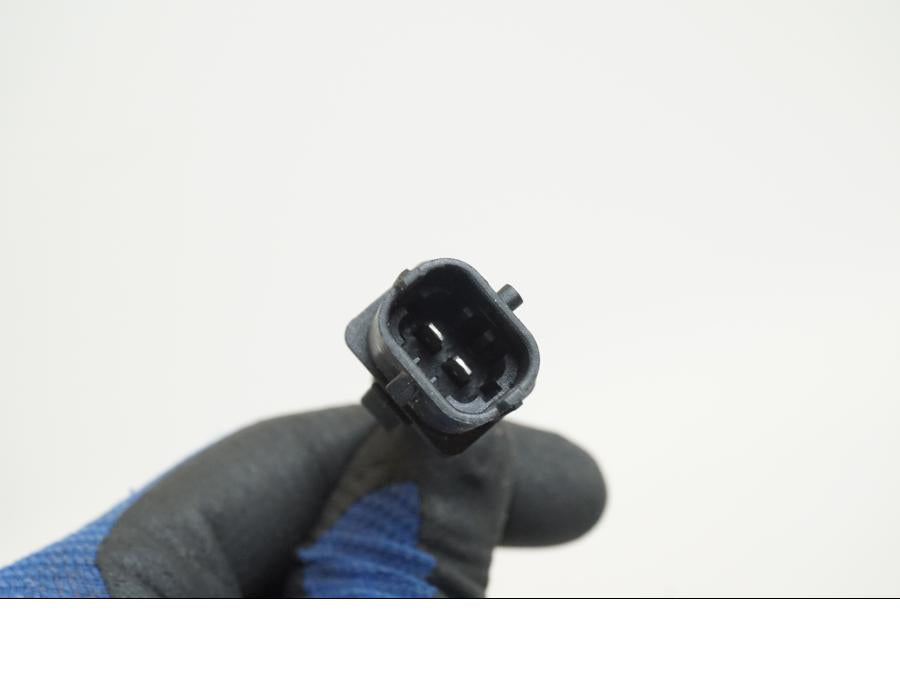 Extrabild1 på Knacksensor från en Ducati Streetfighter V4 -2020 motorcykel.