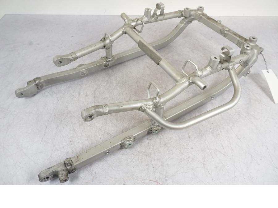 Framsidan på Bakram från en Suzuki GSX 1300 RX -1999 motorcykel.