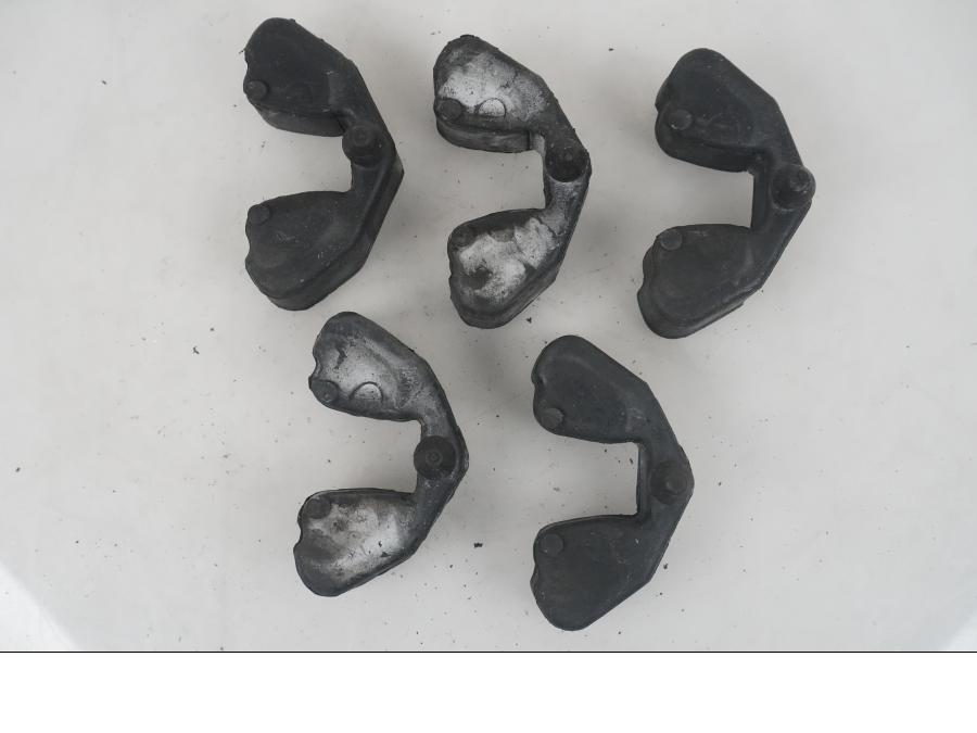 Framsidan på Ryckutjämnare från en Suzuki SV 1000 -2004 motorcykel.