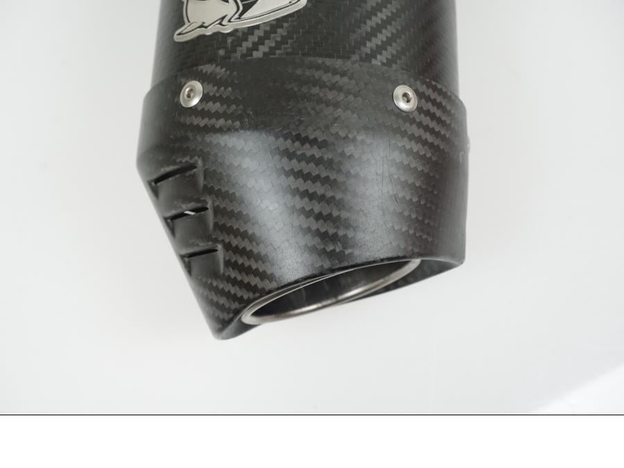 Snett uppifrån på Ljuddämpare Sport från en Yamaha MT-09 -2018 motorcykel.