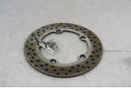 Framsidan på Bromsskiva från en Yamaha MT-09 SP -2018 motorcykel.