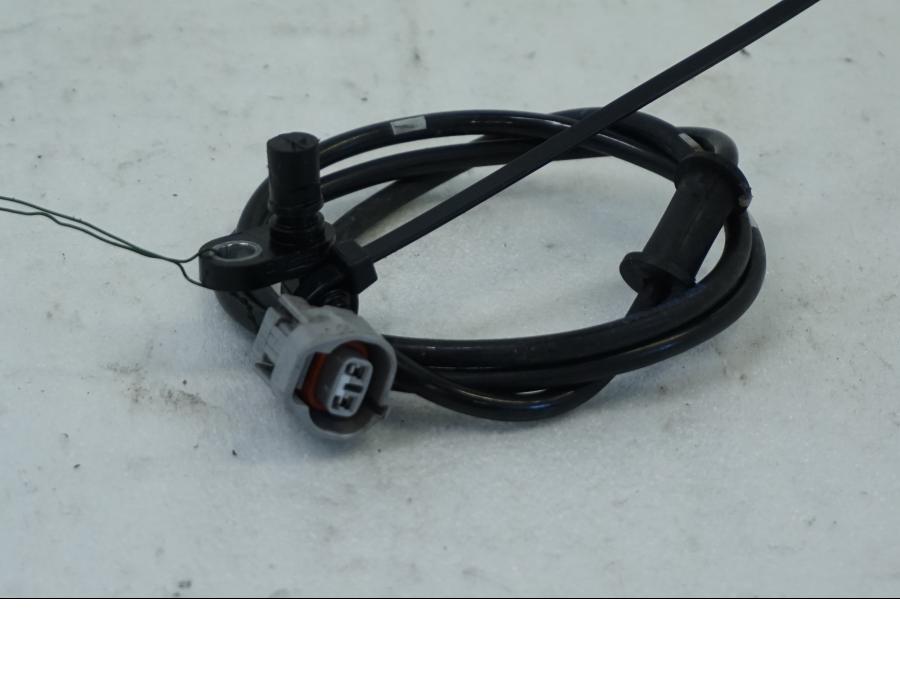 Framsidan på ABS givare från en Suzuki DL 1000 -2016 motorcykel.