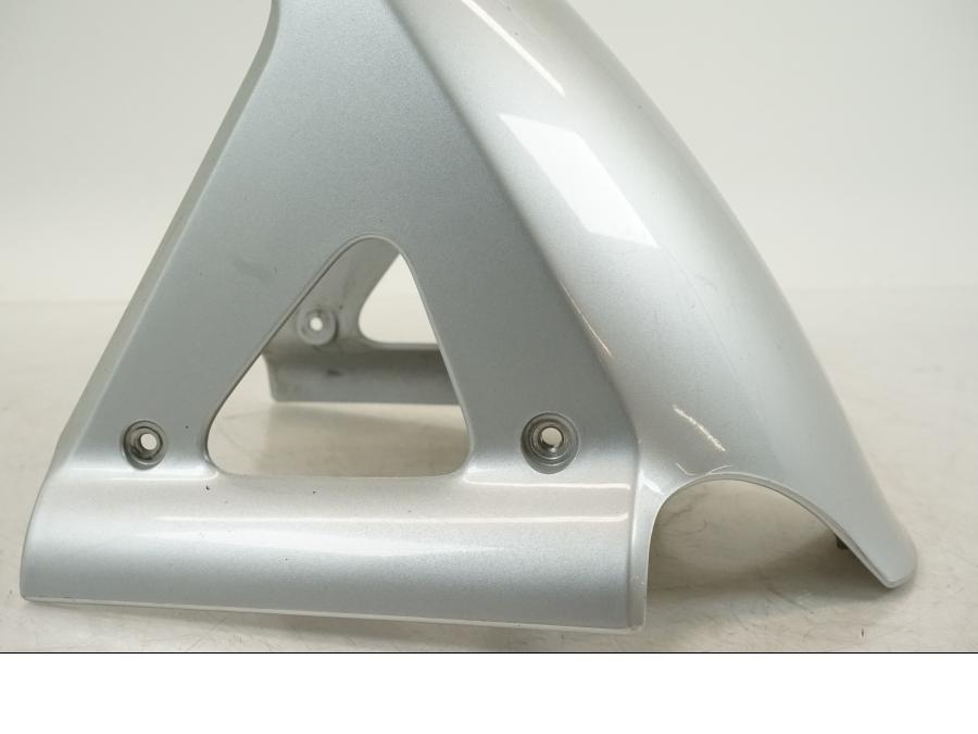 Extrabild1 på Framskärm från en BMW F 650 CS -2003 motorcykel.