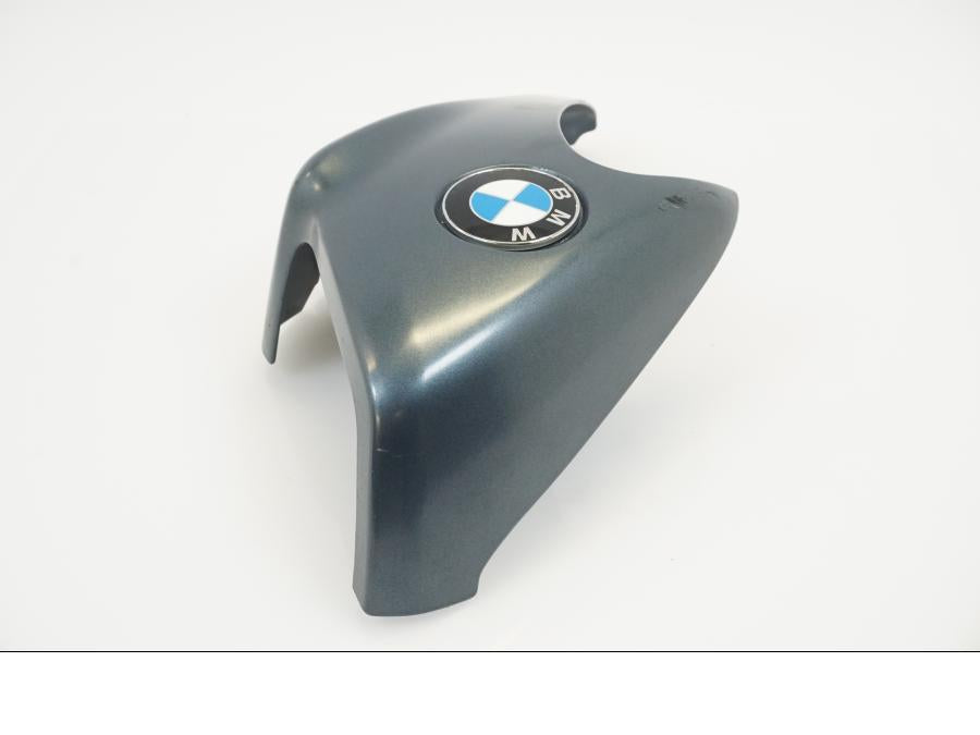 Höger sida på Bensintankskåpa från en BMW R 1150 R -2002 motorcykel.